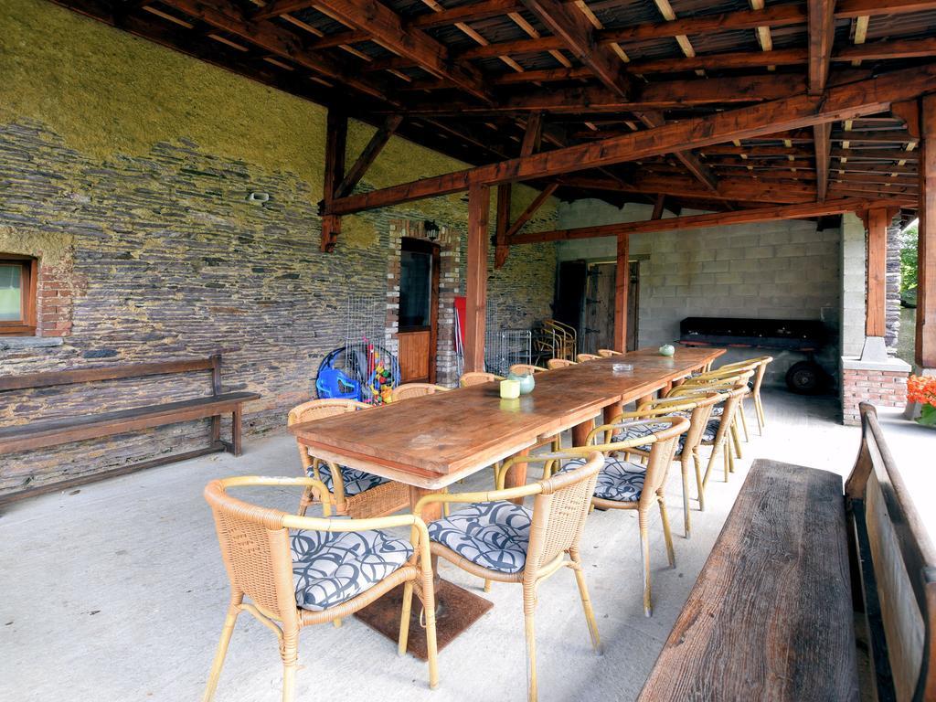 Spacious Holiday Home In Lierneux With Garden Luaran gambar