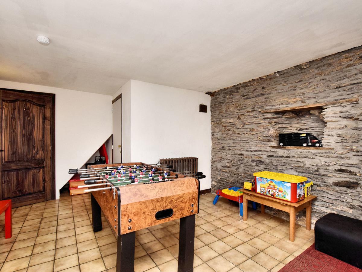 Spacious Holiday Home In Lierneux With Garden Luaran gambar